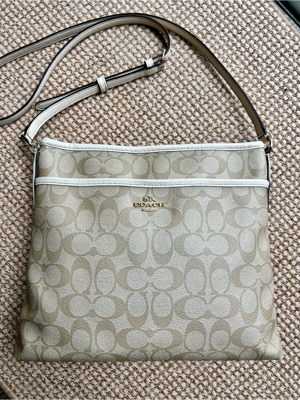🤍Coach Signature File Crossbody Bag Khaki Chalk Canvas Leather Adjustable Strap